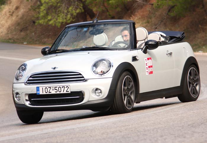 Το ανοικτό Mini διαθέτει στο ακέραιο το κύρος του κλειστού μοντέλου και το διανθίζει με περαιτέρω στιλ.